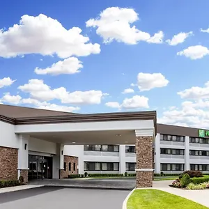 - Long Island - Islip Arpt East By Ihg מלון Holtsville